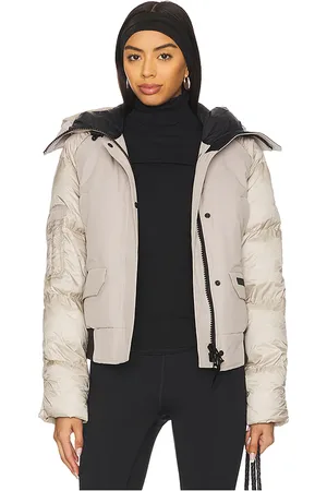 Canada Goose Bomber chilliwack paradigm en color crema talla L en - Cream. Talla L (también en M, S, XL, XS).