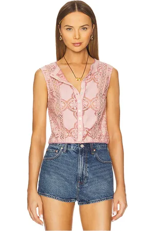 Free People Top punto jae en color rubor talla L en - Blush. Talla L (también en M, S, XL, XS).