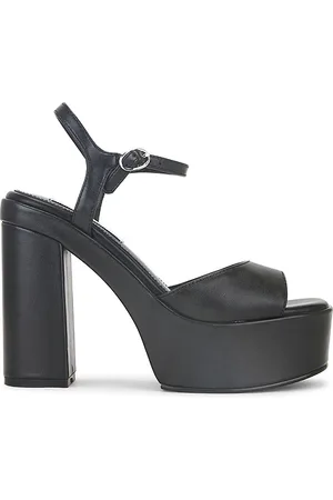 Steve Madden Tacón odina en color negro talla 10 en - Black. Talla 10 (también en 6.5, 7, 7.5, 8, 8.5, 9, 9.5).