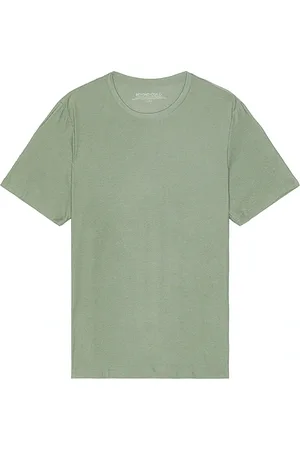 Beyond Yoga Camiseta en color verde salvia talla L en - Sage. Talla L (también en M, S, XL/1X).