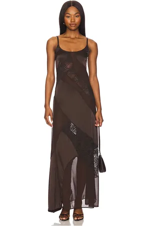 OW Vestido maxi laney en color talla M en - Brown. Talla M (también en S, XL, XS).