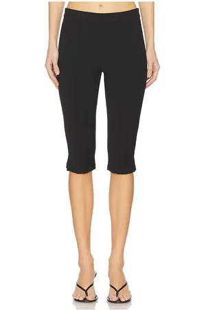 Vince Capri ajustado en color talla 0 en - Black. Talla 0 (también en 10, 12, 2, 8).