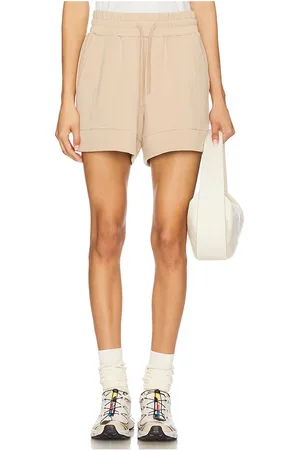 Varley Atrium high rise short en color taupe talla L en - Taupe. Talla L (también en M, S, XS).