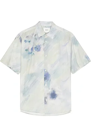NN.07 Camisa en color bebe azul talla L en - Baby Blue. Talla L (también en M).