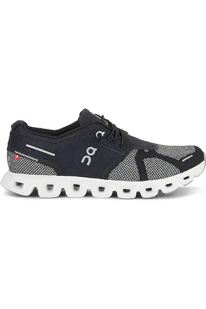 On Running Zapatilla deportiva cloud 5 en color negro talla 7 en - Black. Talla 7 (también en 7.5, 8, 8.5).