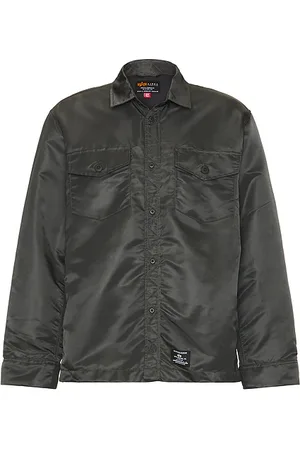 Alpha Industries Sobrecamisa en color negro talla L en - Black. Talla L (también en M, S, XL/1X).