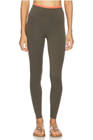 P.E Nation Legging largos vita en color verde oliva talla L en - Olive. Talla L (también en M, S, XL, XS).