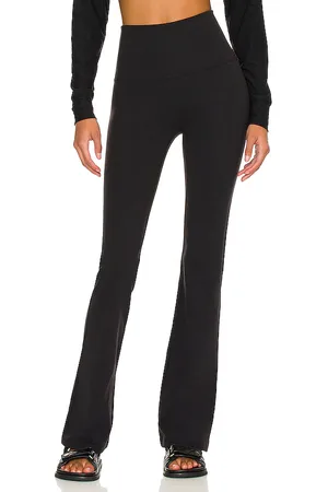 Beyond Yoga Pantalón practice en color negro talla XL en - Black. Talla XL (también en XS).