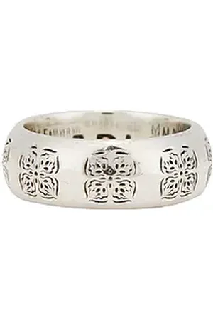 Maple Anillo flower en color plateado metálico talla 10 en - Metallic Silver. Talla 10 (también en 11, 9).