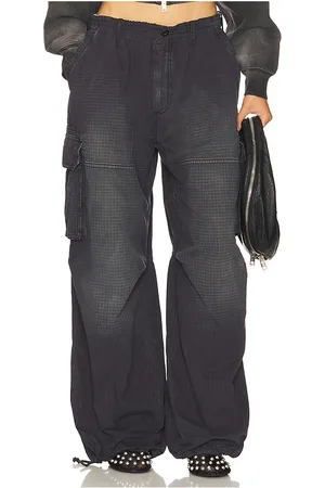 Alexander Wang Pantalón cargo turned down en color negro talla M en - Black. Talla M (también en S, XS).