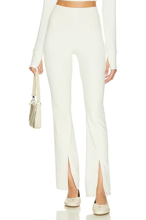 Beach Riot Pantalón alani en color crema talla M en - Cream. Talla M (también en S).