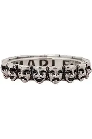 Maple Anillo laugh en color plateado metálico talla 10 en - Metallic Silver. Talla 10 (también en 9).
