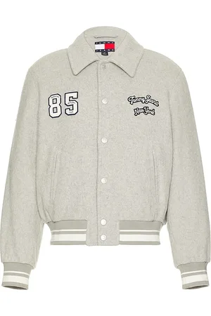 Tommy Hilfiger Chaqueta varsity en color gris talla L en - Grey. Talla L (también en M, S, XL/1X, XS).