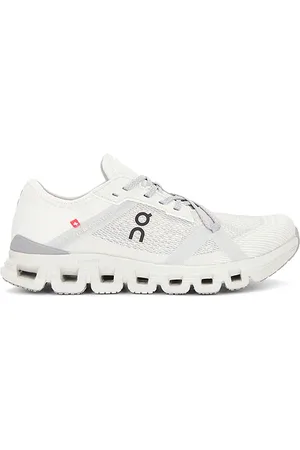 On Running Zapatilla deportiva cloud x 4 ad en color gris talla 10 en - Grey. Talla 10 (también en 10.5, 11, 5, 8, 8.5, 9, 9.5).