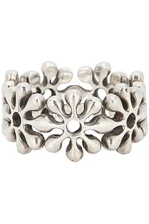 Maple Anillo orbit en color plateado metálico talla 10 en - Metallic Silver. Talla 10 (también en 11, 9).