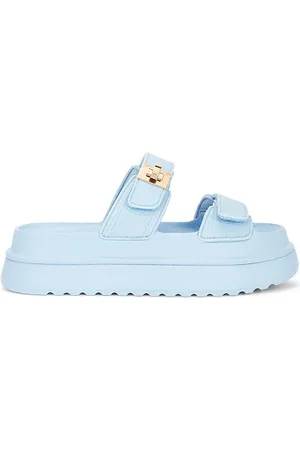 Steve Madden Sandalia bigschmona-j en color azul talla 10 en - Blue. Talla 10 (también en 6, 7, 8, 9).