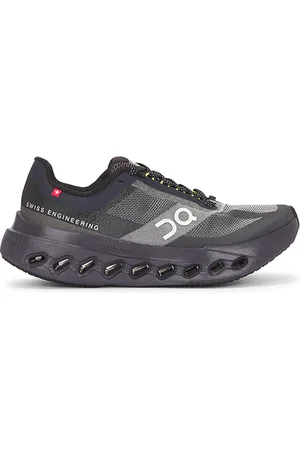 On Running Zapatilla deportiva cloudsurfer next en color negro talla 10 en Black & Ir - Black. Talla 10 (también en 10.5, 11, 6, 6.5, 7, 7.5, 8, 8.5, 9