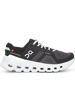 On Running Zapatilla deportiva cloudrunner 2 en color negro talla 10 en - Black. Talla 10 (también en 10.5, 5.5, 6, 6.5, 7, 7.5, 8, 8.5, 9, 9