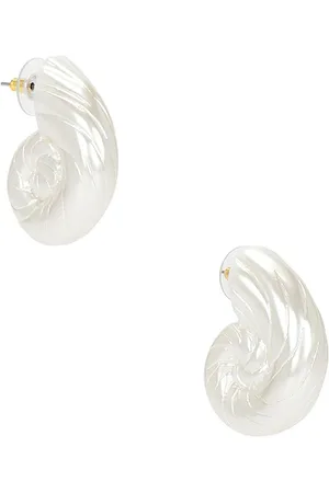Lele Sadoughi Pendiente nautilus en color ivory talla all en - Ivory. Talla all.