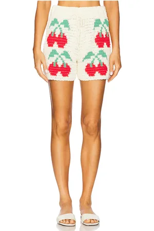 CeliaB X revolve short en color ivory talla L en - Ivory. Talla L (también en M, S, XS).
