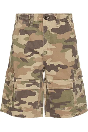 Guess Twill cargo short en color beige talla 30 en - Beige. Talla 30 (también en 31, 32, 33, 34, 36).