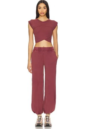 Free People Conjunto x fp movement hot shot en color burgundy talla L en - Burgundy. Talla L (también en M, S, XL, XS).
