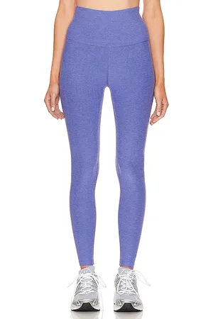 Beyond Yoga Spacedye caught en the midi legging en color lavanda talla L en - Lavender. Talla L (también en M).