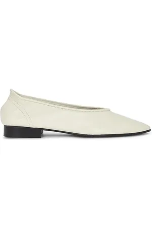 By Far Zapato plano carre en color blanco talla 36 en - White. Talla 36 (también en 38, 40).