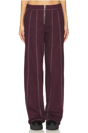 BY.DYLN Pantalones kourt en color burgundy talla M en - Burgundy. Talla M (también en S).