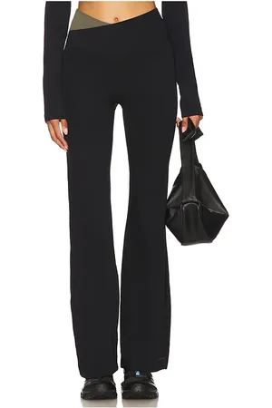 P.E Nation Wander flare legging en color negro talla L en - Black. Talla L (también en M, XL, XS, XXL, XXS).