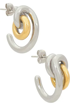 8 Other Reasons Pendientes drop en color oro metálico talla all en - Metallic Gold. Talla all.