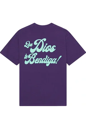 Bueno Camiseta bendiga en color morado talla L en - Purple. Talla L (también en M, S, XL/1X).