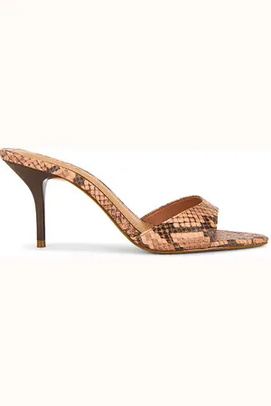 Schutz Sandalia elodie en color marrón talla 7.5 en - Brown. Talla 7.5 (también en 8, 9.5).