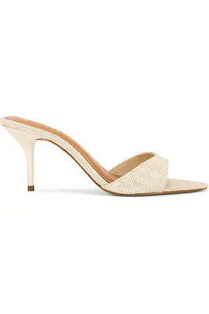 Schutz Sandalia elodie en color crema talla 10 en - Cream. Talla 10 (también en 9.5).