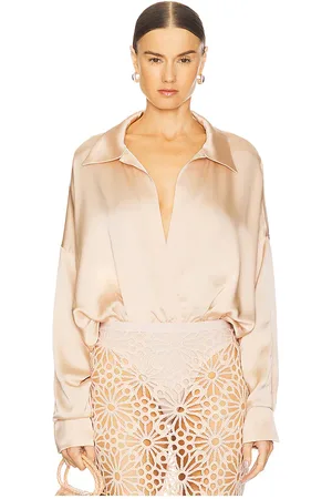 Norma Kamali Body de camisa boyfriend oversized en color nude talla L en - Nude. Talla L (también en M, S, XS).