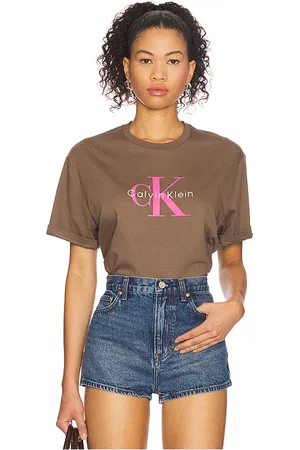 Calvin Klein Camiseta monologo en color marrón talla L en - Brown. Talla L (también en M, S, XL/1X).