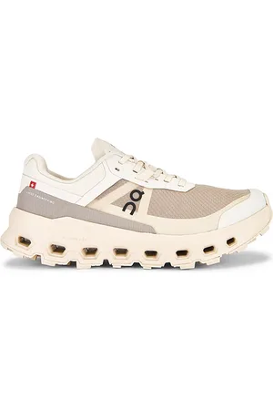 On Running Zapatilla deportiva cloudvista en color crema talla 10 en - Cream. Talla 10 (también en 6, 6.5, 7, 7.5, 8, 8.5, 9, 9.5).