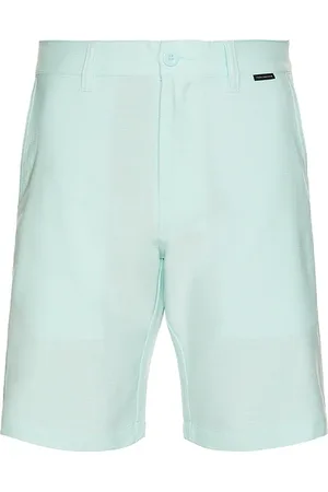 Travis Mathew Sand harbor shorts en color bebe azul talla 30 en - Baby Blue. Talla 30 (también en 32, 33, 34, 36).