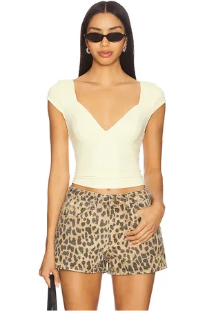 Free People Corsé cami duo en color amarillo limon talla L en - Lemon. Talla L (también en M, S, XL, XS).