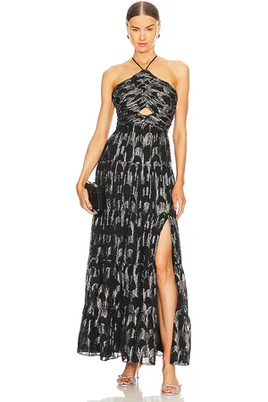 ASTR Maxivestido madeline en color negro talla M en - Black. Talla M (también en S).