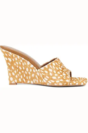 Jeffrey Campbell Sandalia capital-f en color beige talla 10 en - Beige. Talla 10 (también en 6, 6.5, 7, 7.5, 8, 8.5