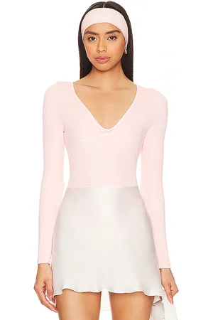 Free People Cuello pico meg smls en color rose talla L/XL en - Rose. Talla L/XL (también en M/L).