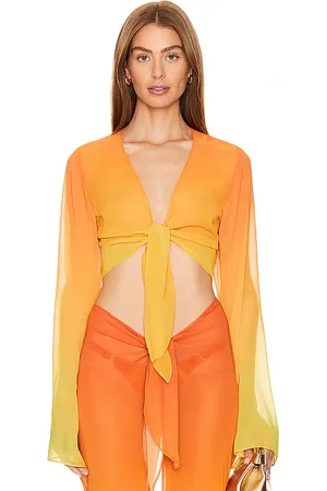 Bananhot X revolve lily top en color talla M/L en - Orange. Talla M/L (también en XL).