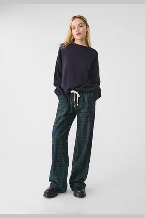 Pantalones Stradivarius Nueva Coleccion Invierno 2024 25 FASHIOLA.mx