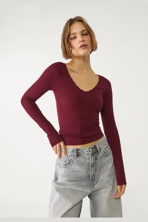 Stradivarius Camiseta escote pico seamless 24