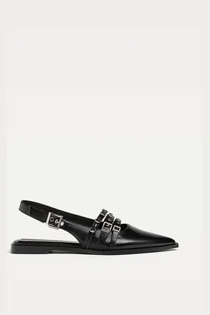 Stradivarius Zapatos planos tiras hebillas 24½