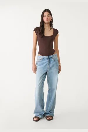 Stradivarius Body canalé espalda descubierta 26