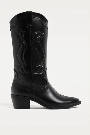 Stradivarius Botas cowboy tacón 24