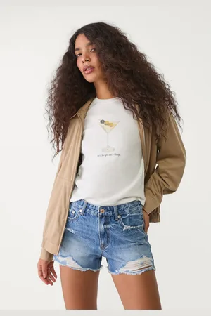 Stradivarius D75 Short denim rotos 24