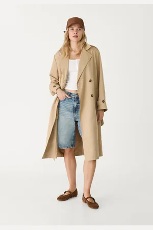 Stradivarius Trench fluido largo 26